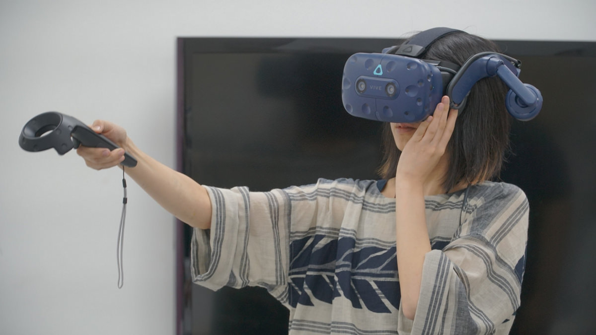 祈禱：黃韻玲 X 小松美羽，創作者必須體驗的 VR 電影飛行魔法 | 影評