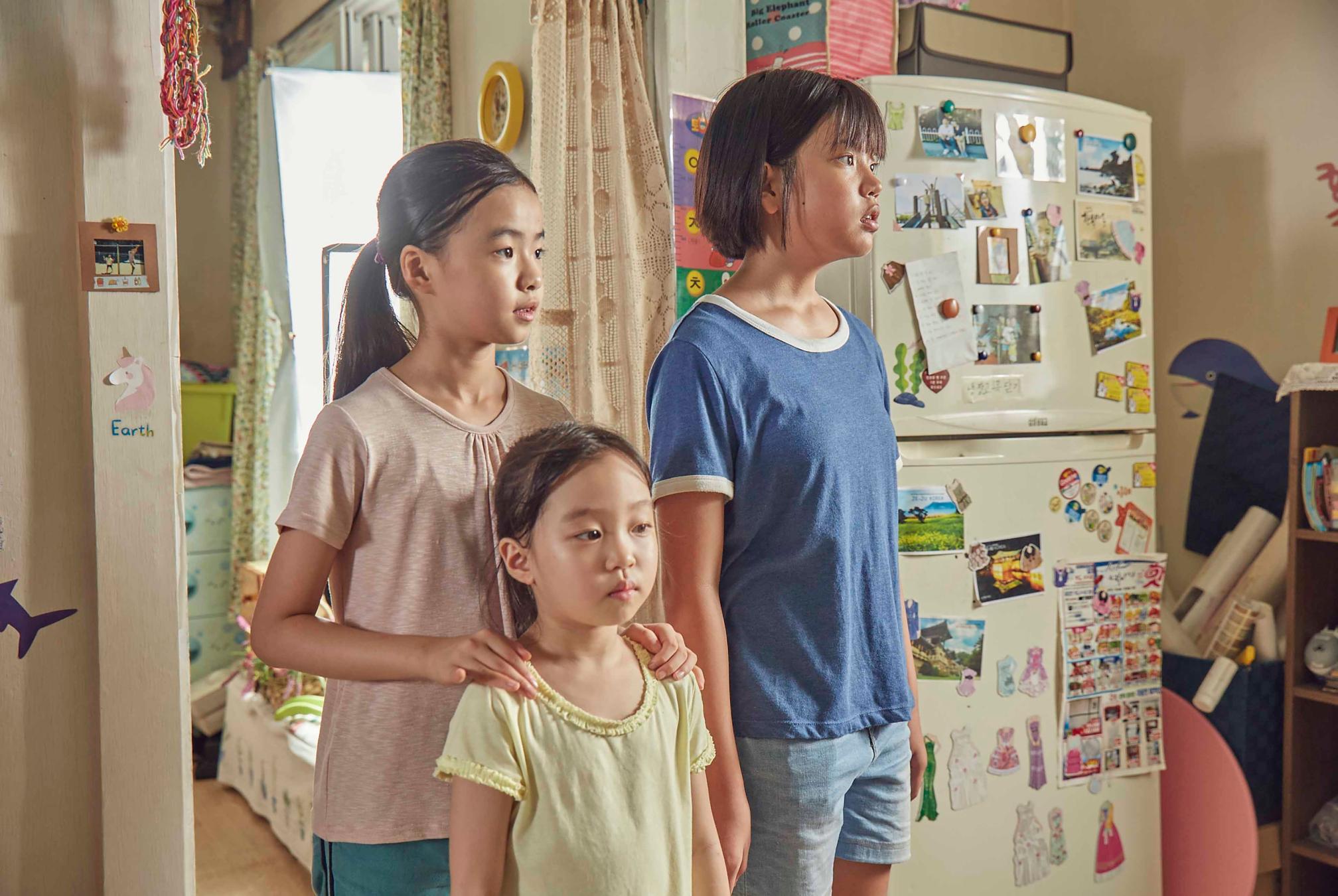 女孩辦起真實家家酒《童心計畫》就是韓國阮鳳儀拍起《爸媽不在家》