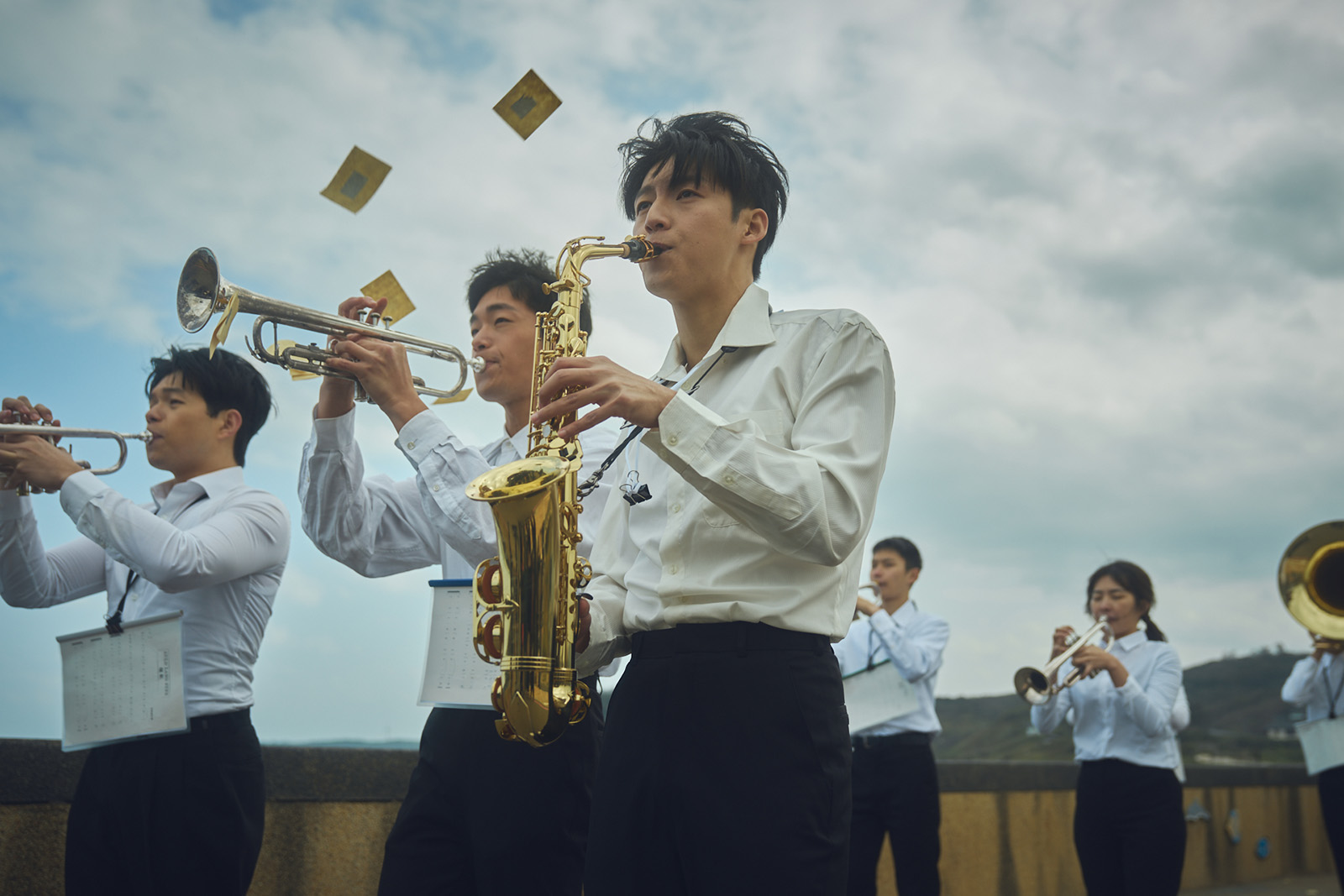 《進行曲》影評：2025台灣校園電影下半場、青春片的儀式感