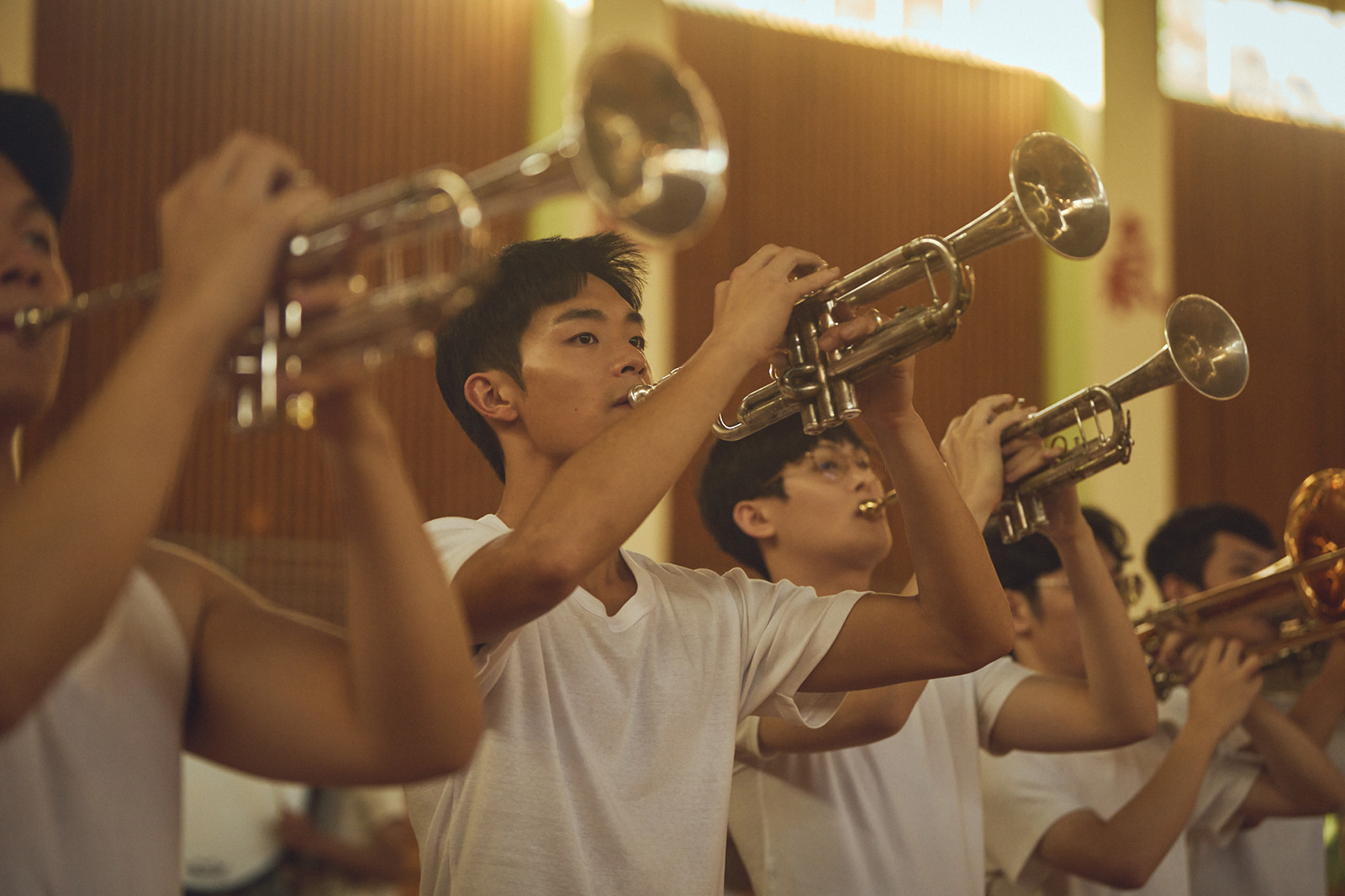 《進行曲》影評：2025台灣校園電影下半場、青春片的儀式感