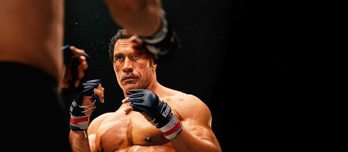 《重擊人生》影評：巨石強森、艾蜜莉布朗嗑了什麼？都給我來一份！